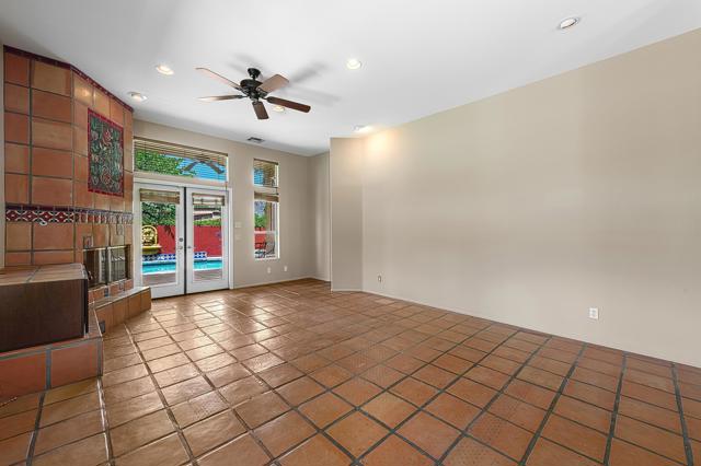 78270 Avenida Nuestra, La Quinta CA: https://media.crmls.org/mediaz/6cfd7912-fadb-49b1-b441-e9bace7ea144.jpg