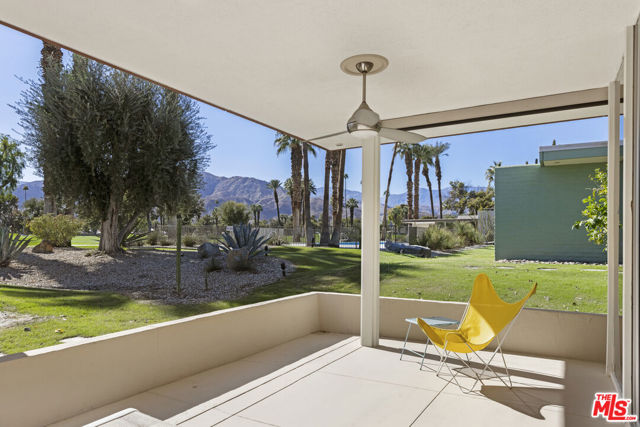 6 Cody Court, Rancho Mirage CA: https://media.crmls.org/mediaz/6cfd7bac-4ca6-4d9b-bbdd-f040392bd854.jpg