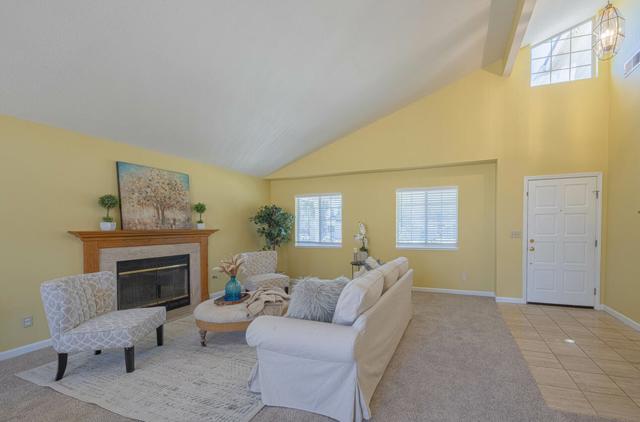 736 Potrero Way, Salinas CA: https://media.crmls.org/mediaz/6cfe4b80-3367-4d86-bc20-0dfca3f7743d.jpg