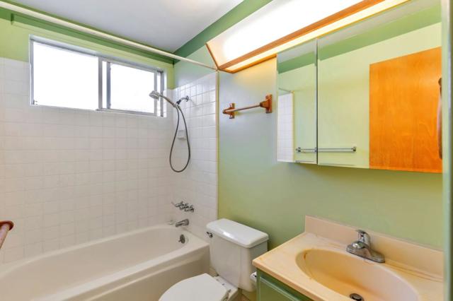16710 Mcgraw Avenue, Morgan Hill CA: https://media.crmls.org/mediaz/6cff2bae-0ee8-472c-a1bb-890836823dd6.jpg