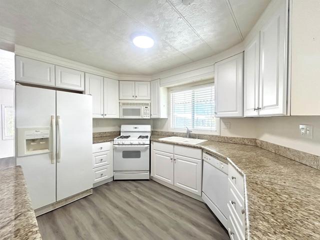 Detail Gallery Image 6 of 20 For 35109 Highway 79, Warner Springs,  CA 92086 - 2 Beds | 2 Baths