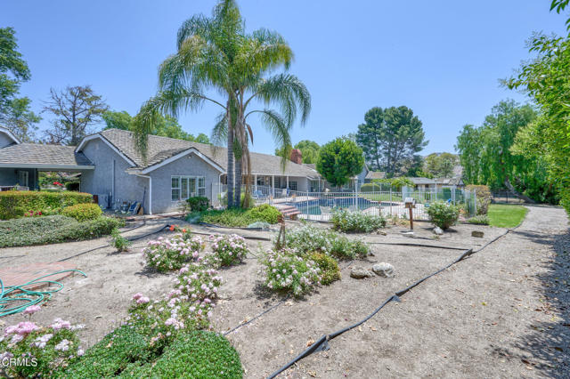 11616 E Las Posas Road, Camarillo CA: https://media.crmls.org/mediaz/6d017c48-09c7-49cf-84a4-6d94cf7411c6.jpg