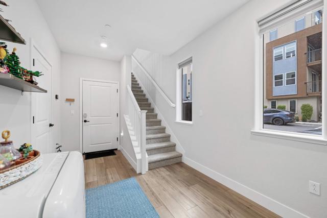 581 Yale Way, San Jose CA: https://media.crmls.org/mediaz/6d0262d6-4cb5-4eea-b9a2-3c9d7571c5ef.jpg