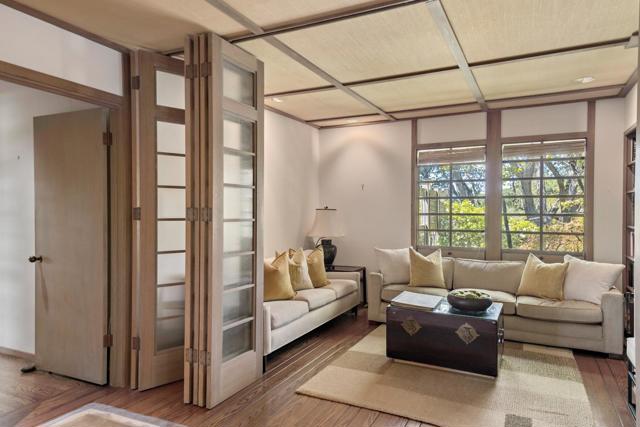 25 Toro Court, Portola Valley CA: https://media.crmls.org/mediaz/6d0391c1-6f44-4779-b0e0-36836c2bd211.jpg