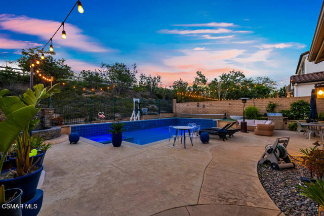 1877 Seasons Street, Simi Valley CA: https://media.crmls.org/mediaz/6d03e6ca-39c8-400e-b8c2-073c39d856ed.jpg