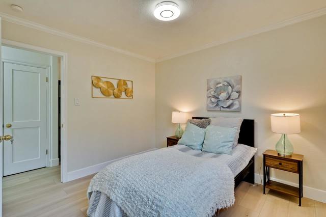 764 4th Avenue, Redwood City CA: https://media.crmls.org/mediaz/6d0460f1-daf5-4d46-b3ec-06eba9e3278f.jpg