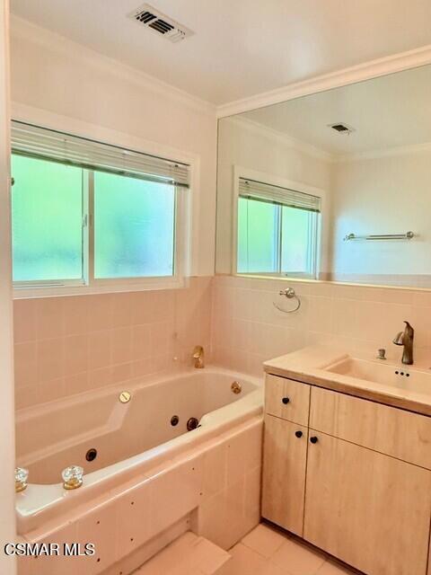 13628 Addison Street, Sherman Oaks CA: https://media.crmls.org/mediaz/6d046d0d-2b9a-4e08-96e6-706ceaa9e797.jpg