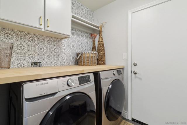 3140 Willow Creek Pl, Escondido CA: https://media.crmls.org/mediaz/6d047d78-44dc-40f0-81f0-645aee37cb32.jpg