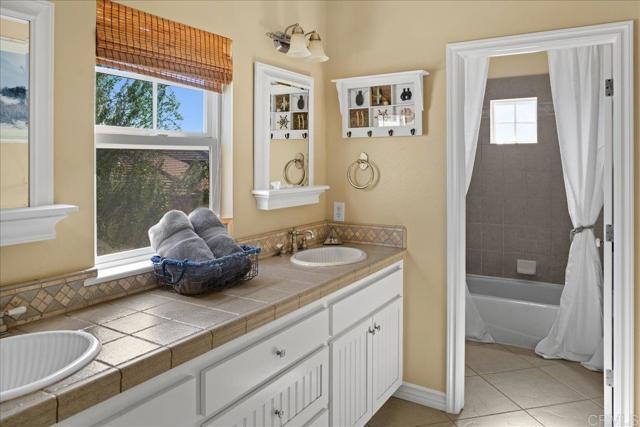38161 Butterfly Court, Yucaipa CA: https://media.crmls.org/mediaz/6d05060a-c36f-42d4-a34c-7572e86dbbbf.jpg