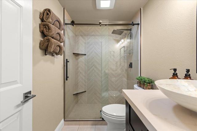 834 English Walnut Way, Morgan Hill CA: https://media.crmls.org/mediaz/6d06d44f-b01b-4c75-abc9-0ee31a5b74e9.jpg