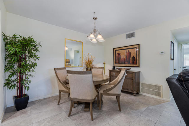 605 E Amado Road, Palm Springs CA: https://media.crmls.org/mediaz/6d071c8a-b0b7-4bf8-9416-5f2bfa79866b.jpg