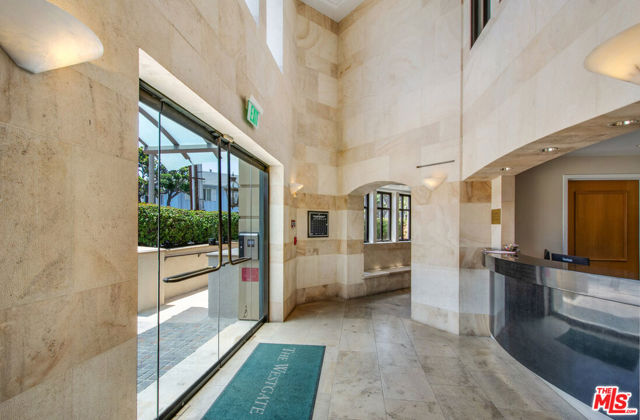 11847 Gorham Avenue, Los Angeles CA: https://media.crmls.org/mediaz/6d074d6e-19b6-440e-94a3-d5034fa026c6.jpg