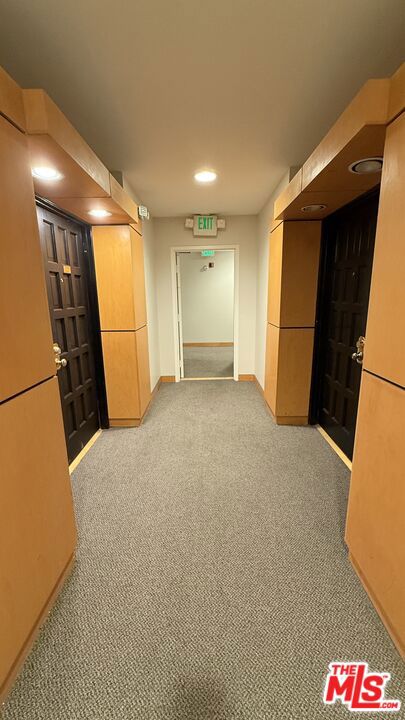 14144 Dickens Street, Sherman Oaks CA: https://media.crmls.org/mediaz/6d078bb4-c36a-46f5-bf78-45cdb6dda0fb.jpg