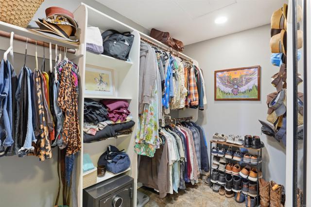 Image 31 of 63 For 32118 Cerrada Del Coyote