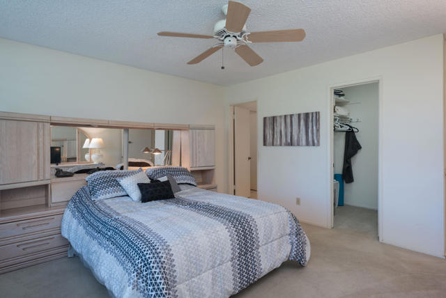 9 Wake Forest Court, Rancho Mirage CA: https://media.crmls.org/mediaz/6d091396-ae7a-4627-a3cb-2859cfbc0c67.jpg