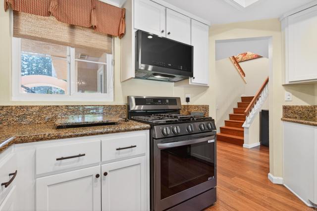 Detail Gallery Image 13 of 45 For 2128 Northshore Dr #B,  Chula Vista,  CA 91913 - 3 Beds | 2/1 Baths