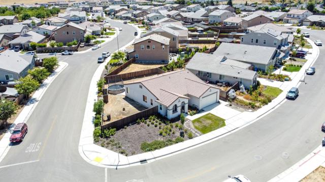 677 Sacramento Way, Hollister CA: https://media.crmls.org/mediaz/6d0ae26d-71b0-4ebc-acf9-cce6baee239d.jpg