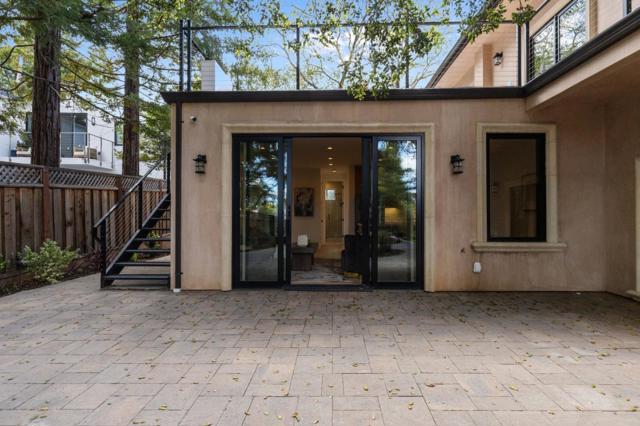 18061 Saratoga Los Gatos Road, Monte Sereno CA: https://media.crmls.org/mediaz/6d0b2869-34fb-4319-a590-cc08d7afc617.jpg
