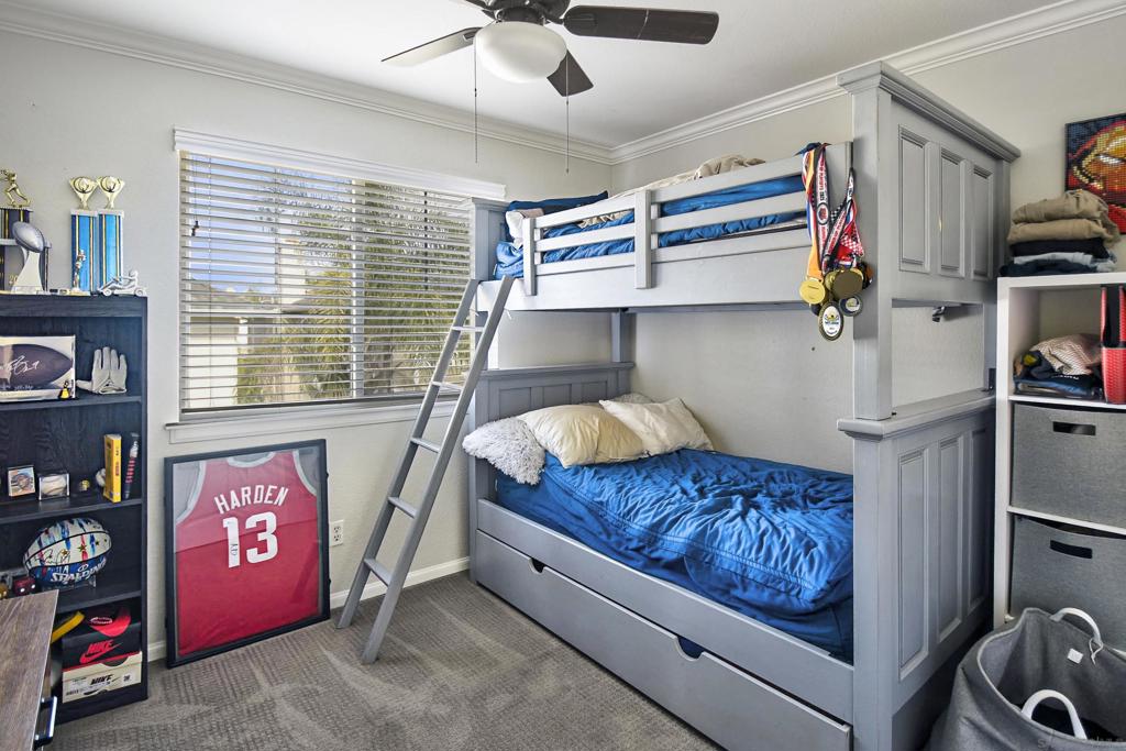 MLS #250028019SD img 24