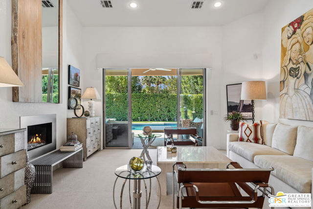36750 Nancy Lane, Rancho Mirage CA: https://media.crmls.org/mediaz/6d0bbf38-dcbe-46fb-b977-fd988be49f9f.jpg