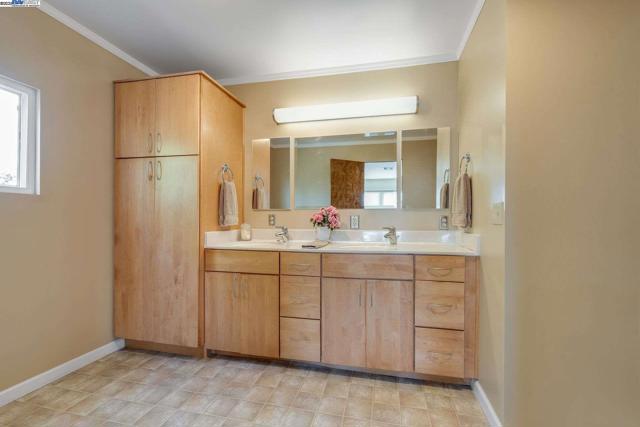 132 Jiminez, Hayward CA: https://media.crmls.org/mediaz/6d0c1c2f-1459-442d-9770-7d4d5a2b057c.jpg