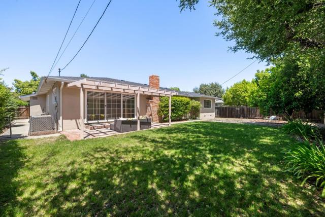 1284 Mandarin Drive, Sunnyvale CA: https://media.crmls.org/mediaz/6d0cbb16-b085-43dd-96c2-ff8c0fd549c5.jpg