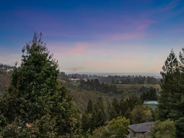 6959 Buckingham Boulevard, Berkeley CA: https://media.crmls.org/mediaz/6d0d1a72-c172-45f2-a5ab-f0556d7cbe98.jpg