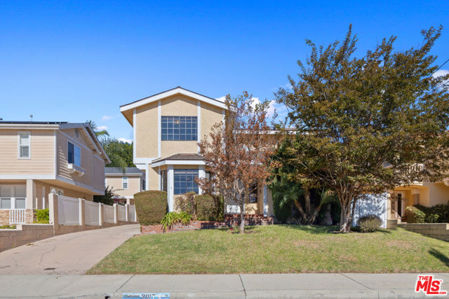 2017 Marshallfield Lane, Redondo Beach, California 90278, 3 Bedrooms Bedrooms, ,3 BathroomsBathrooms,Residential,Sold,Marshallfield,22217281