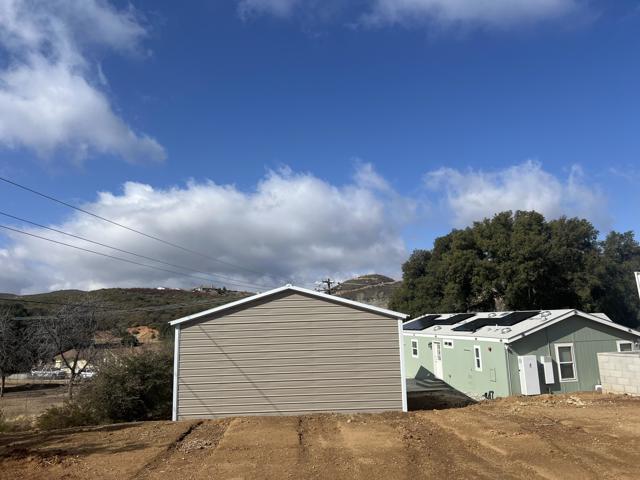 16680 Valley Hi Drive, Banning CA: https://media.crmls.org/mediaz/6d0de766-0d56-4d13-be2a-07f0c0468d58.jpg