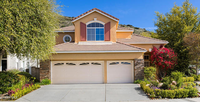 6285 Deerhill Road, Oak Park CA: https://media.crmls.org/mediaz/6d0e5355-fadc-4d99-99b6-c15ecd4b67cc.jpg