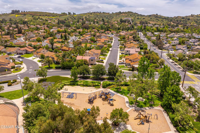 3961 Springtime Lane, Moorpark CA: https://media.crmls.org/mediaz/6d0e810d-a930-4ef0-9f75-00d28b2dae67.jpg