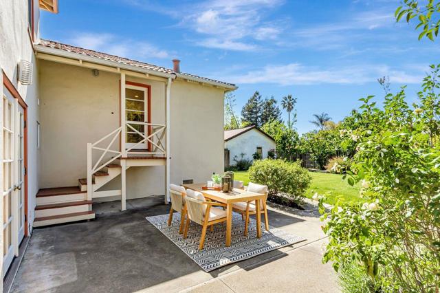 991 E Taylor Street, San Jose CA: https://media.crmls.org/mediaz/6d0ea48e-da64-4986-8072-34238fd77425.jpg