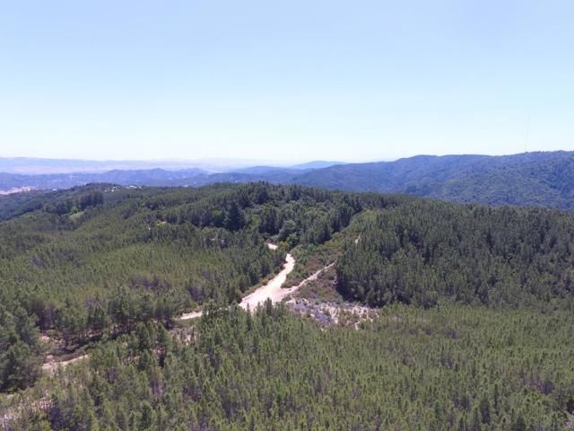 28750 Loma Chiquita Road, Los Gatos CA: https://media.crmls.org/mediaz/6d0f9267-5859-458d-9a6e-2570d7963de2.jpg