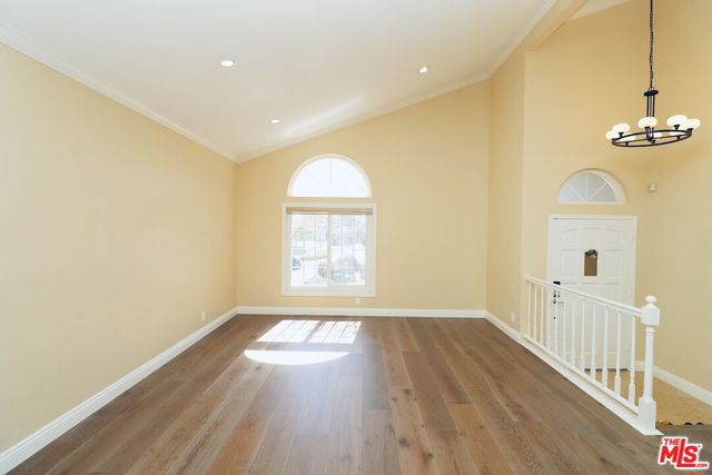 1995 Peaceful Hills Rd, Diamond Bar CA: https://media.crmls.org/mediaz/6d111b99-21ee-499a-957e-e93ae248703a.jpg