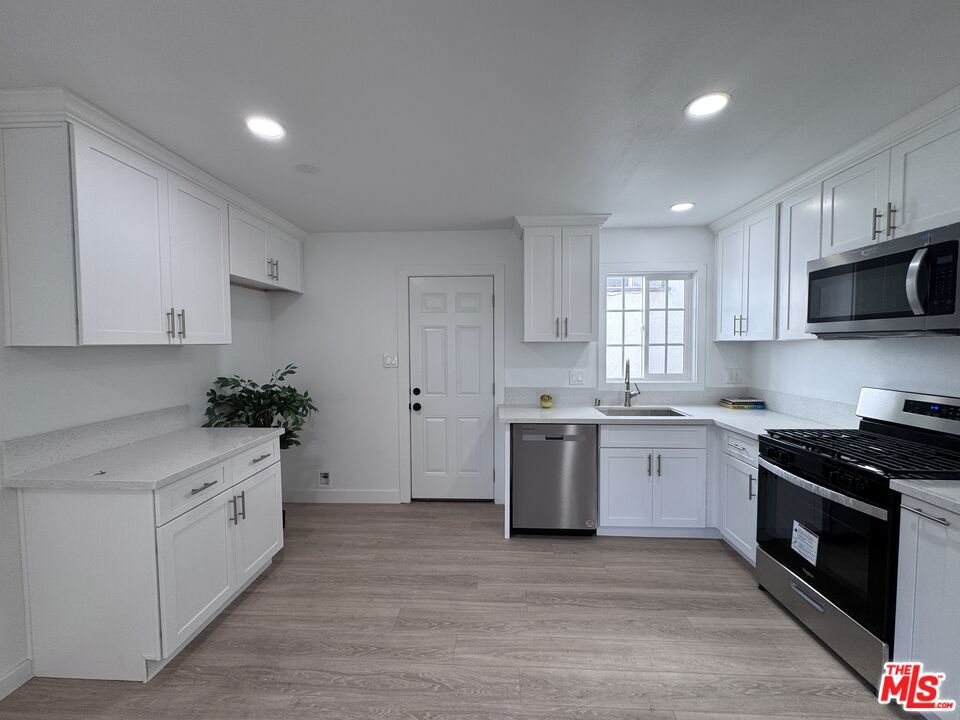 618 W 6th Street #618