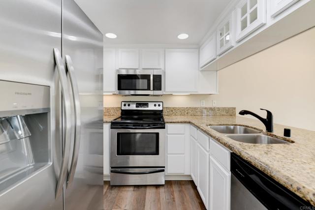 Detail Gallery Image 15 of 36 For 1509 E Washington Ave #27,  El Cajon,  CA 92019 - 2 Beds | 2 Baths