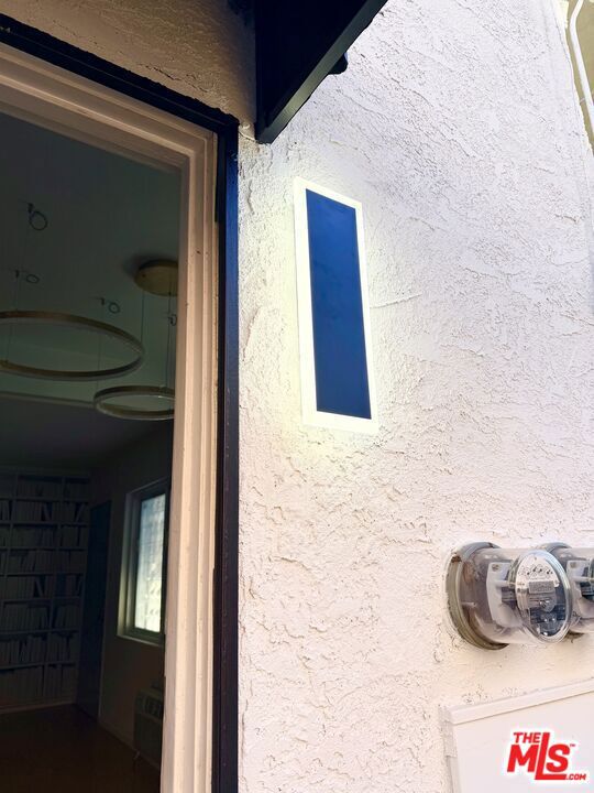 1053 South Oxford Avenue photo 13