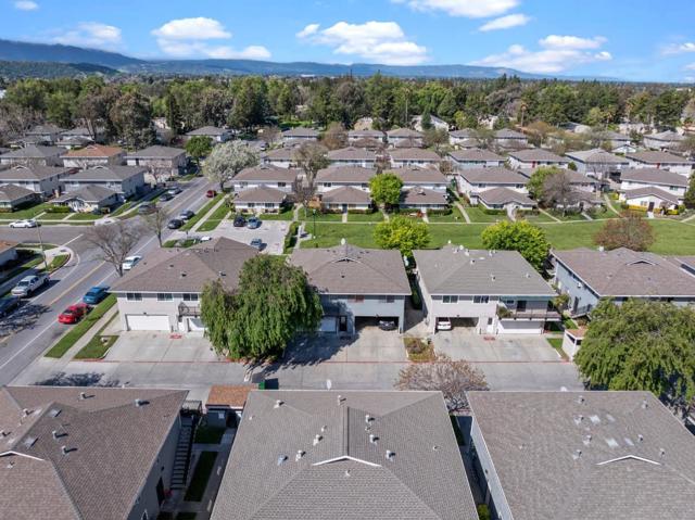 5492 Tradewinds Walkway, San Jose CA: https://media.crmls.org/mediaz/6d141a2e-0efd-48b9-8833-c7b47bdd0430.jpg