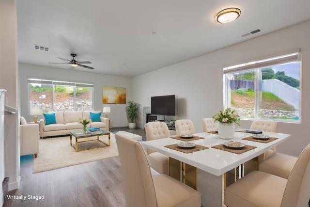 1624 Mauzy Way, El Cajon CA: https://media.crmls.org/mediaz/6d14cdc3-bf15-4225-9762-c65e9ecf9888.jpg