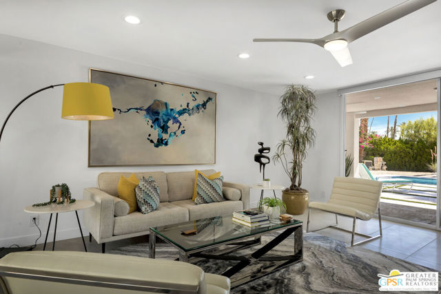 2566 S Calle Palo Fierro, Palm Springs CA: https://media.crmls.org/mediaz/6d15a720-1951-472f-be2e-e347f7aca8d0.jpg