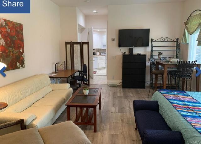 13645 Paseo De La Huerta, Poway CA: https://media.crmls.org/mediaz/6d15cb2e-816e-4fd1-bbe5-3e1745ff277a.jpg