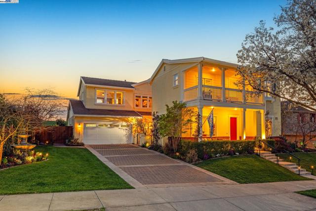 3712 Stonehenge Way, San Ramon CA: https://media.crmls.org/mediaz/6d178345-2c58-42e6-a2ea-fbc4f6e70569.jpg