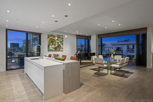 2604 5th Ave, San Diego CA: https://media.crmls.org/mediaz/6d17f18d-244a-481d-8d5e-9413e9234166.jpg