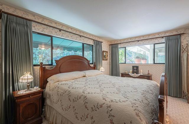 51 La Mirada Court, Salinas CA: https://media.crmls.org/mediaz/6d17fb67-da52-48bf-8606-7caba0c0283d.jpg