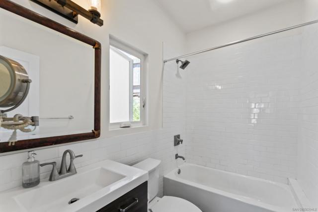 948 Emma Dr., Cardiff by the Sea CA: https://media.crmls.org/mediaz/6d193fcb-3ed2-48f8-851d-893ab0df8857.jpg