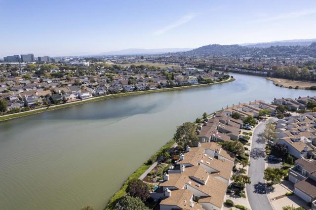 3335 Los Prados Street, San Mateo CA: https://media.crmls.org/mediaz/6d19c26b-0ea9-4e1b-a7b5-d71da1699b7e.jpg
