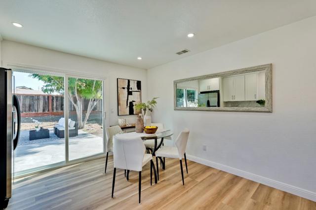 2801 Cramer Circle, San Jose CA: https://media.crmls.org/mediaz/6d1adfbf-c430-48d6-8875-c287f0d7f2a6.jpg