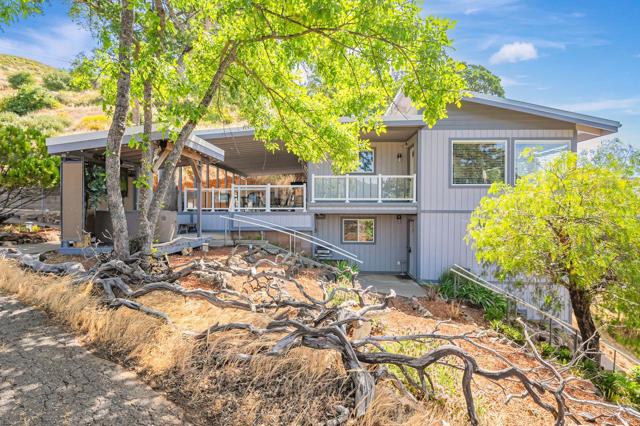 12340 Lakeshore Drive, Clearlake CA: https://media.crmls.org/mediaz/6d1c1937-b807-4bda-b61d-b708c1e3d037.jpg