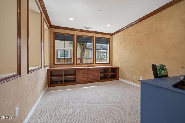 Detail Gallery Image 13 of 78 For 650 Charleston Pl, Ventura,  CA 93004 - 4 Beds | 3 Baths