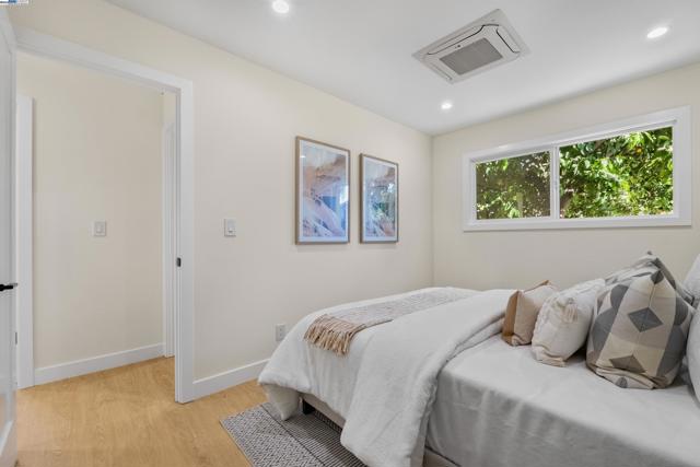 474 Oliver St, Milpitas CA: https://media.crmls.org/mediaz/6d1dd389-a9dd-47a1-83ab-7dd513ccb2b8.jpg